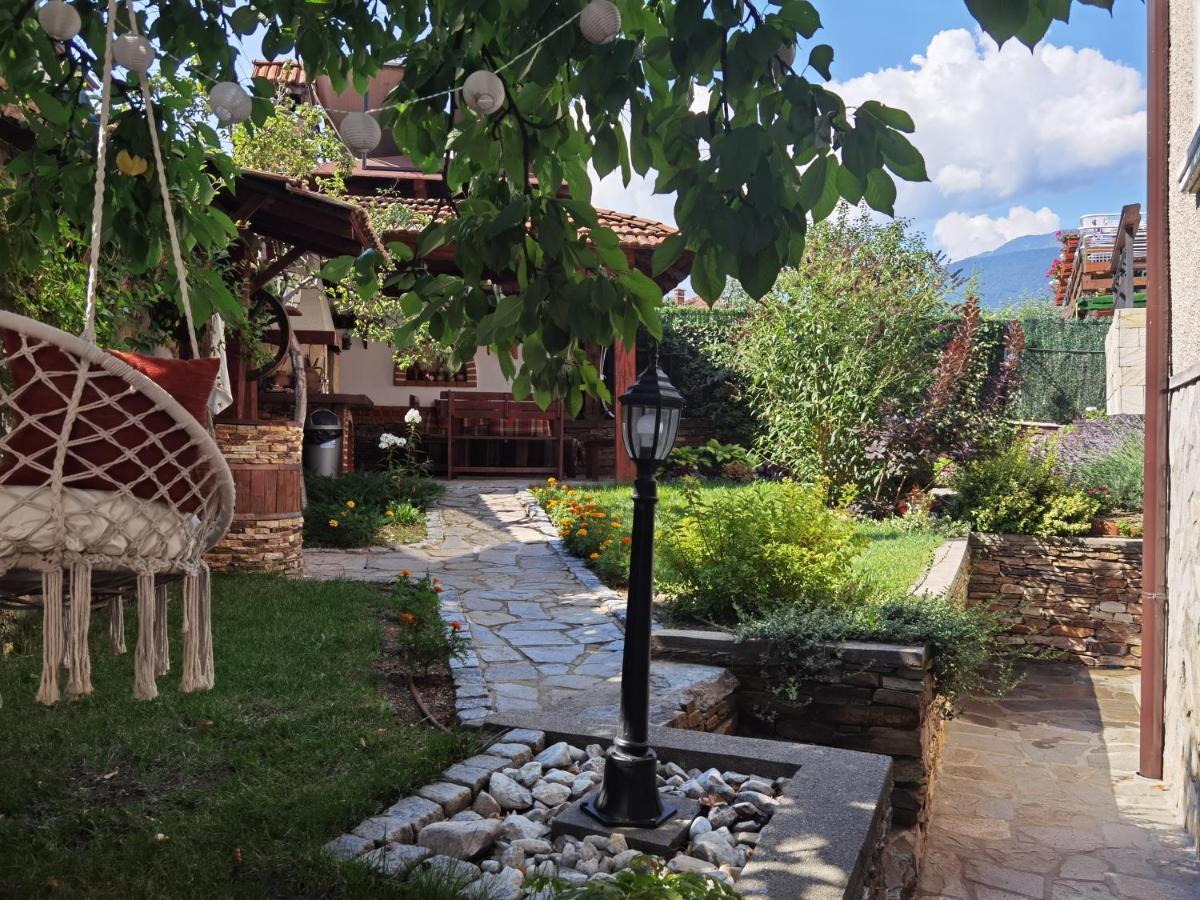 Mira Guest House Dobrinishte Ngoại thất bức ảnh
