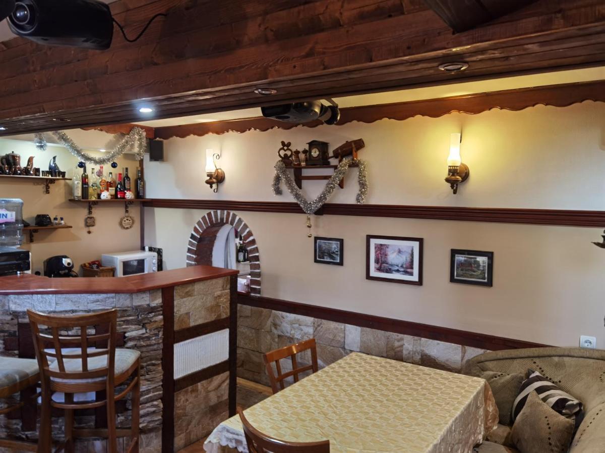 Mira Guest House Dobrinishte Ngoại thất bức ảnh
